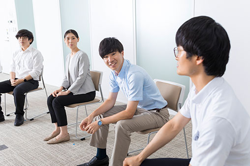 それぞれの転職の動機と入社の決め手